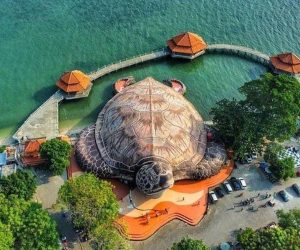 pantai kartini kuraarium